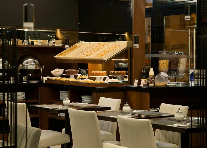 特里姆阿拉萨尔达尼亚酒店 酒店